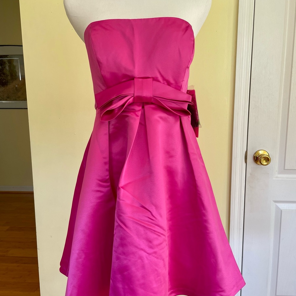 Betsy Johnson NWT fuchsia dress